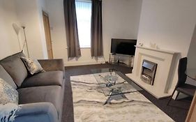 Church View House,2Bed,Brighouse Central Location